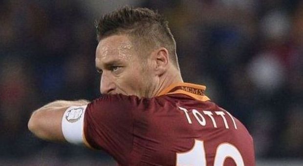 Totti: «Ho realizzato uno dei miei sogni, indossare soltanto la maglia della Roma»
