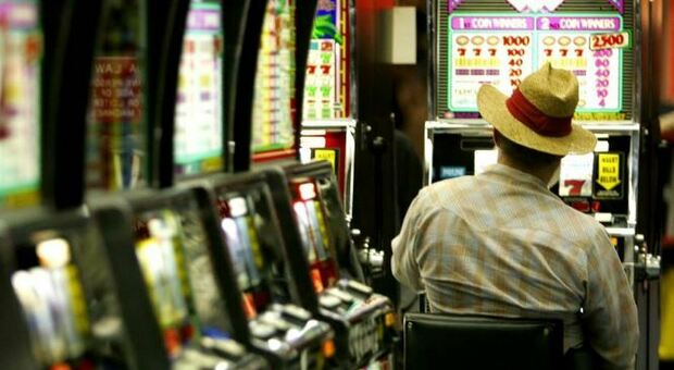 Slot machine e altri giochi d'azzardo dilagano in Polesine