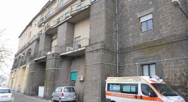 L'ospedale di Montefiascone, dove il laboratorio analisi è rimasto chiuso per la festa patronale di Viterbo