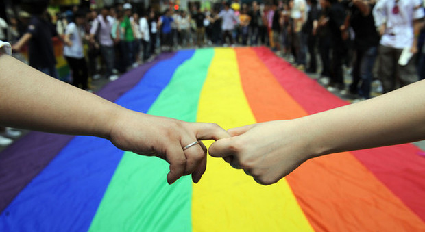 Cassazione: «Dare dell'omosessuale non è una offesa»