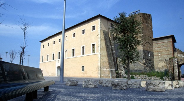 Palazzo Caetani a Cisterna