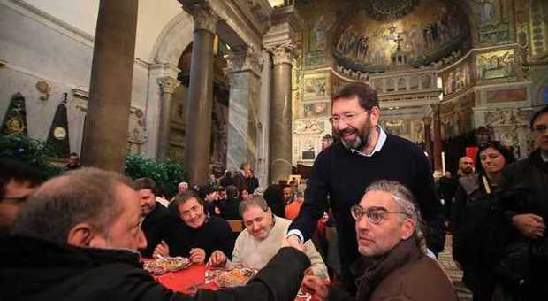 Sant'Egidio, a Roma il tradizionale pranzo di Natale Marino: «Più attenzione a chi è rimasto indietro»