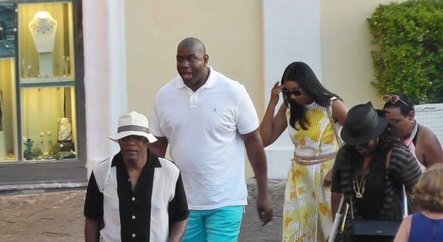 Magic Johnson e Samuel L. Jackson a Capri in mezzo a fan e paparazzi
