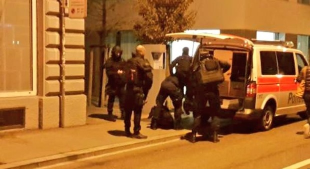 Svizzera, sparatoria in un centro islamico: trovato morto l'autore