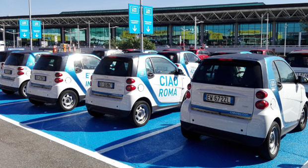 Le Smart di Car2go al parcheggio Le Terrazze dell'aeroporto di Fiumicino