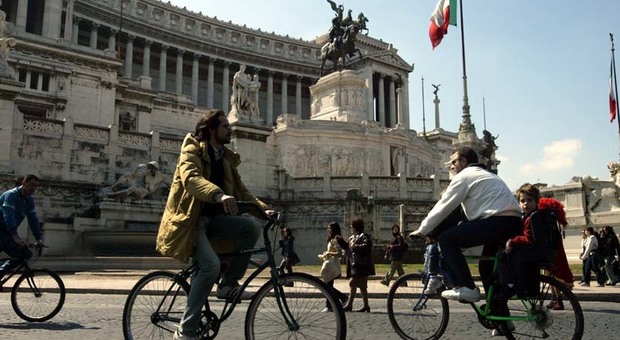 Roma, domenica ecologica: 80 gli automobilisti multati