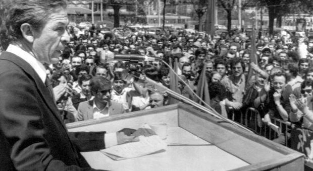 I 35 anni dalla morte di Berlinguer, Mattarella: «Ha contribuito all'unità degli italiani»