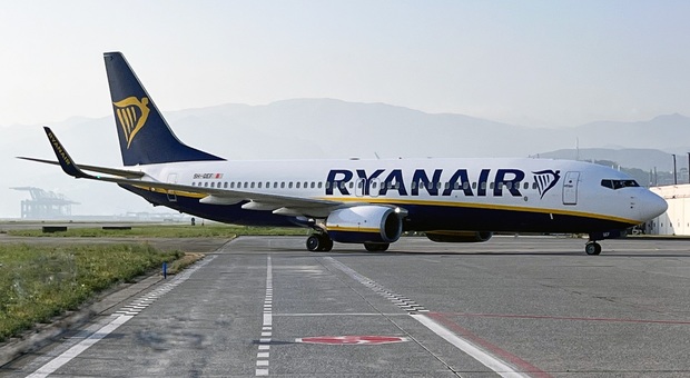 Ryanair, volo Brindisi-Bergamo in ritardo di 4 ore: milanese riceve rimborso di 250 euro