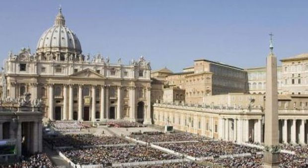 Roma, allarme terrorismo in Vaticano. Alfano e la Digos: «Nessun riscontro, ma l'allerta è massima»