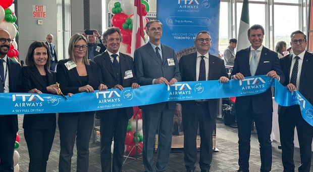 L'inaugurazione del nuovo volo diretto Roma-Toronto