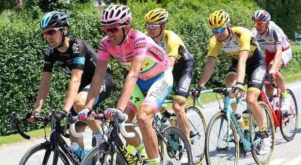 A Verbania trionfa il belga Gilbert, Contador sempre più saldo in maglia rosa