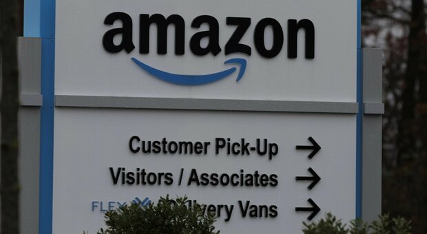 Amazon, licenziamenti non solo negli Stati Uniti: possibili tagli del personale anche in Italia