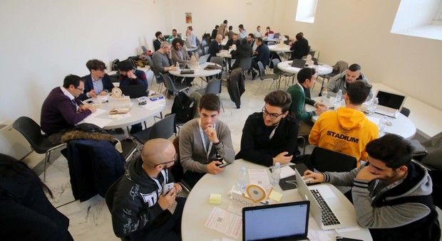Gap digitale, «Hack Sannio» punta sui giovani di Benevento