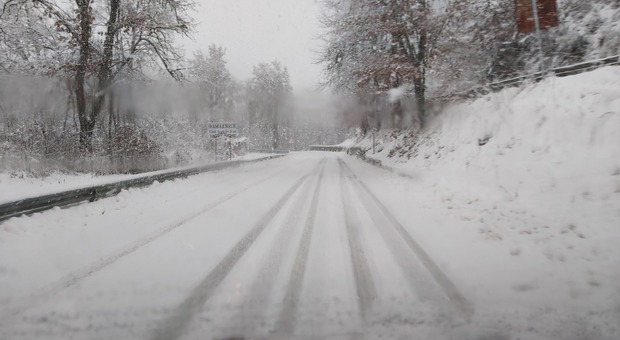 Maltempo, nel Lazio allerta gialla per 36 ore: «Nevicate sopra i 500 metri»
