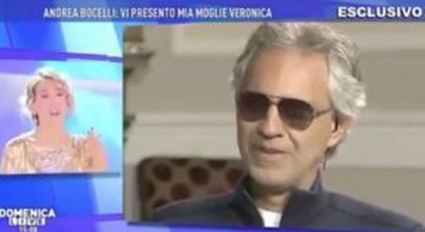 Barbara D'Urso, gaffe con Bocelli a Domenica Live: "Vedrai vedrai, vedrai..."