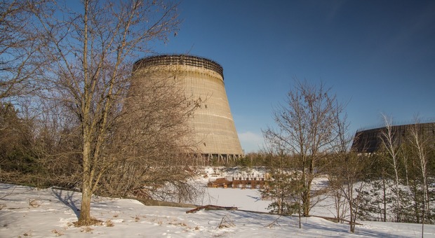 Chernobyl, il "sarcofago" è blindato: la centrale va avanti con i generatori diesel, ma ecco cosa fa più paura