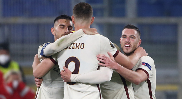 Europa League, Roma-Ajax 1-1: il gol di Dzeko vale la semifinale, ora il Manchester United