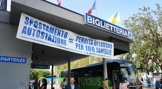Tiburtina: residenti e fuori sede in rivolta contro lo spostamento della stazione bus ad Anagnina