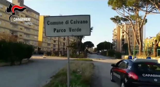 Scoperto laboratorio della droga nel parco Verde di Caivano, famiglia minacciata per vendetta: «Siete stati voi a informare i carabinieri»