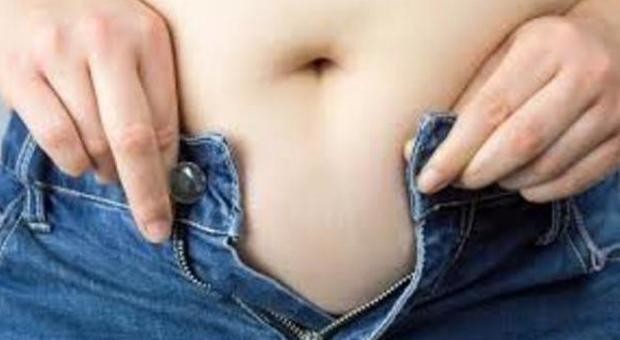 Obesità e sovrappeso: articolazioni a rischio per 4 milioni di italiani