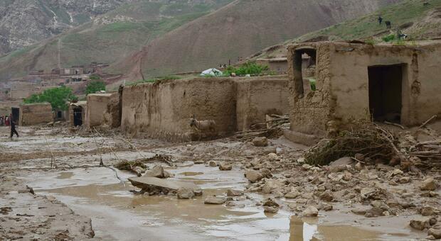 Inondazioni in Afghanistan, oltre duecento morti in una sola provincia (ma il bilancio può peggiorare)