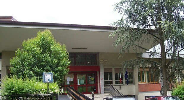 L'ingresso della scuola