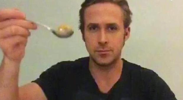 Morto l'autore di 'Ryan Gosling non mangerà ​i suoi cereali', l'attore lo omaggia così