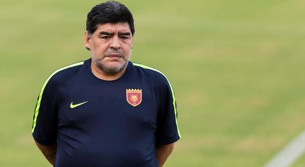 Napoli, Maradona benedice Lozano: «Mi piace, mi aspetto molto da lui»