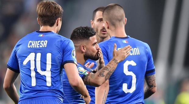 L'Italia vola con Insigne e Verratti: 2-1 alla Bosnia, Mancini fa 4 su 4