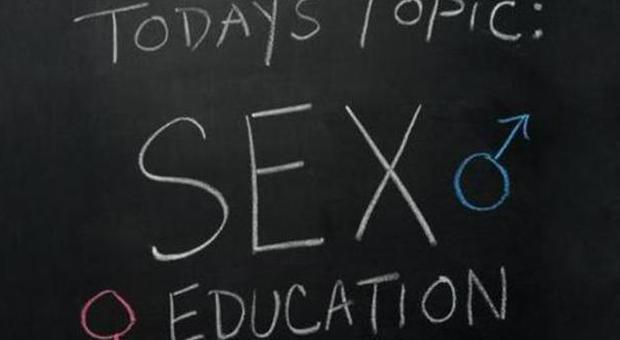 Lezioni di sesso nelle scuole i cattolici: «Toglieremo i figli»