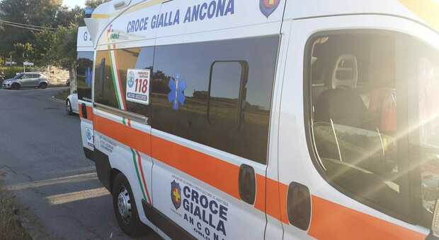 L'ambulanza della Croce Gialla di Ancona