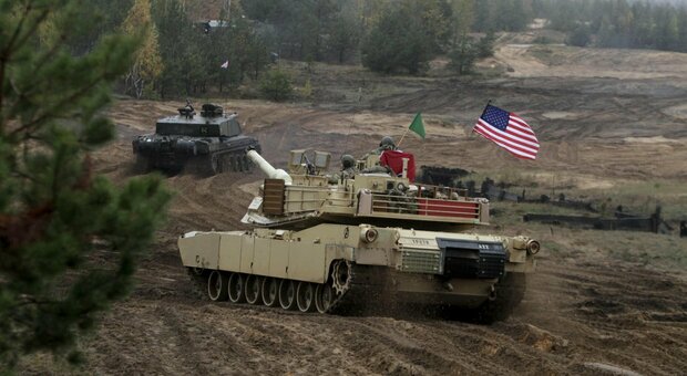La Gran Bretagna raddoppia l'invio di carri armati Challenger 2: cosa sono e perchè sono fondamentali per Kiev