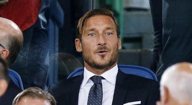 Totti a Misano per il MotoGp: «Io futuro allenatore della Roma? No, tranquilli». I giallorossi verso l'Atletico Foto