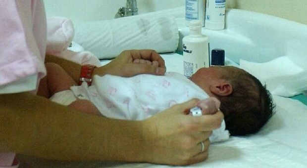 Operazione lunga 14 ore per salvare un neonato di 14 mesi: il "miracolo" al Policlinico di Modena
