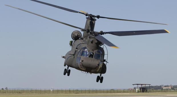 Esercitazione Caex II per aerei ed elicotteri dell'Aviazione dell'esercito nel Lazio e in Sardegna