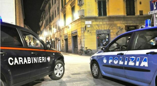 Coltello e fumo, polizia e carabinieri passano al setaccio nel weekend Jesi, Osimo e Ancona