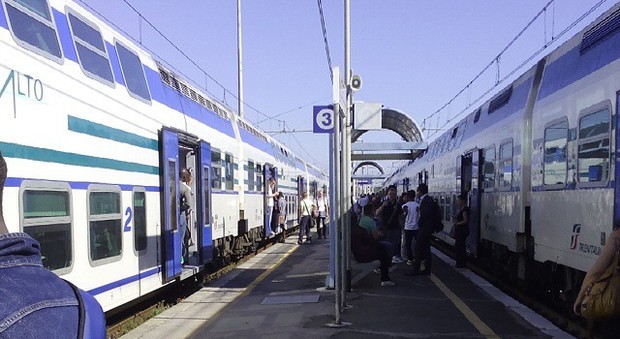 Lavori tra Campoleone e Nettuno fra 31 ottobre e 4 novembre, bus al posto dei treni: le fermate