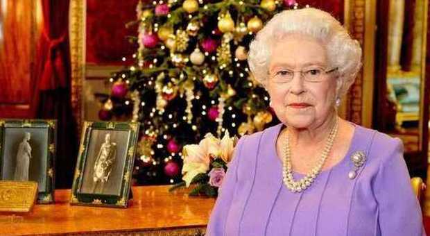 Regina Elisabetta, appello per l'unità e alla riconciliazione nel discorso di Natale