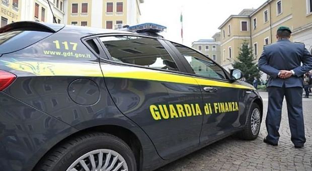 Benevento, sequestrato il tesoretto del narcos: sotto chiave case e auto