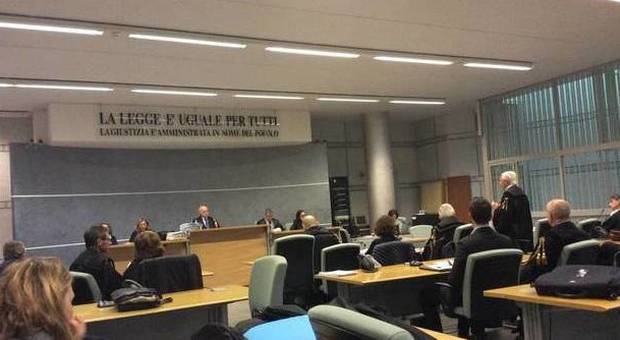 Rifiutopoli, il tribunale di Pescara assolve tutti gli imputati Venturoni: «E' una liberazione»