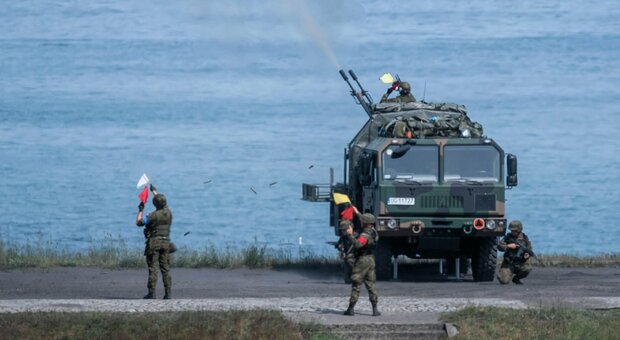 La Lettonia teme la minaccia russa: «Servono nuove truppe Nato, leva obbligatoria in tutta Europa»