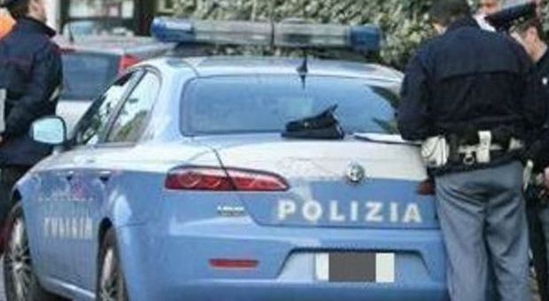 Lite tra automobilisti a Roma Vigilante spara: due feriti, uno grave