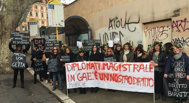 La protesta delle insegnanti a Roma