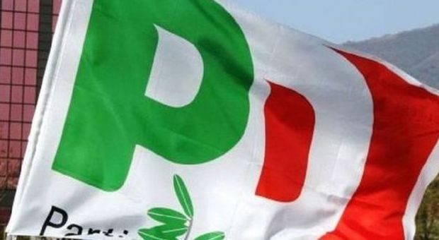 Elezioni a Giugliano in Campania, il candidato sindaco del Pd D'Alterio rinuncia alla sfida