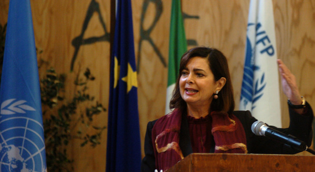 Il presidente della Camera Boldrini nella base Onu: «Qui si salvano vite umane»