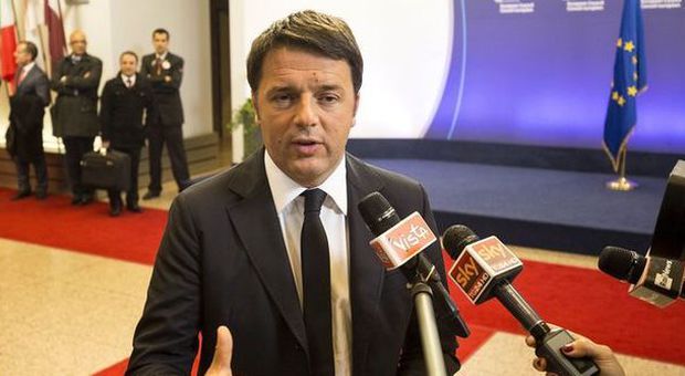 Tasse, Renzi contro Bruxelles: «Decidiamo noi quali tagliare. Non è il maestro che fa l'esame»
