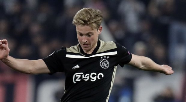 Ajax, De Jong: «Non avrei problemi a battere il Barcellona»