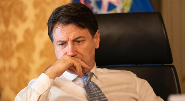 Conte apre a Renzi su Recovery e rimpasto. Ma la crisi non è ancora esclusa