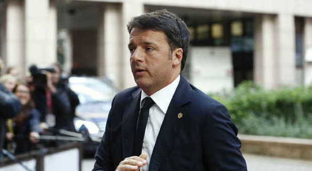 Sanità, Renzi rilancia: nuovi contratti, assunzione dei precari e più tutele