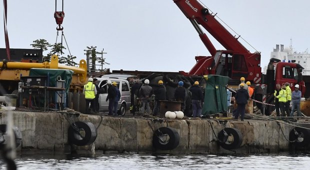 La Spezia, incidente in un cantiere navale: morto operaio